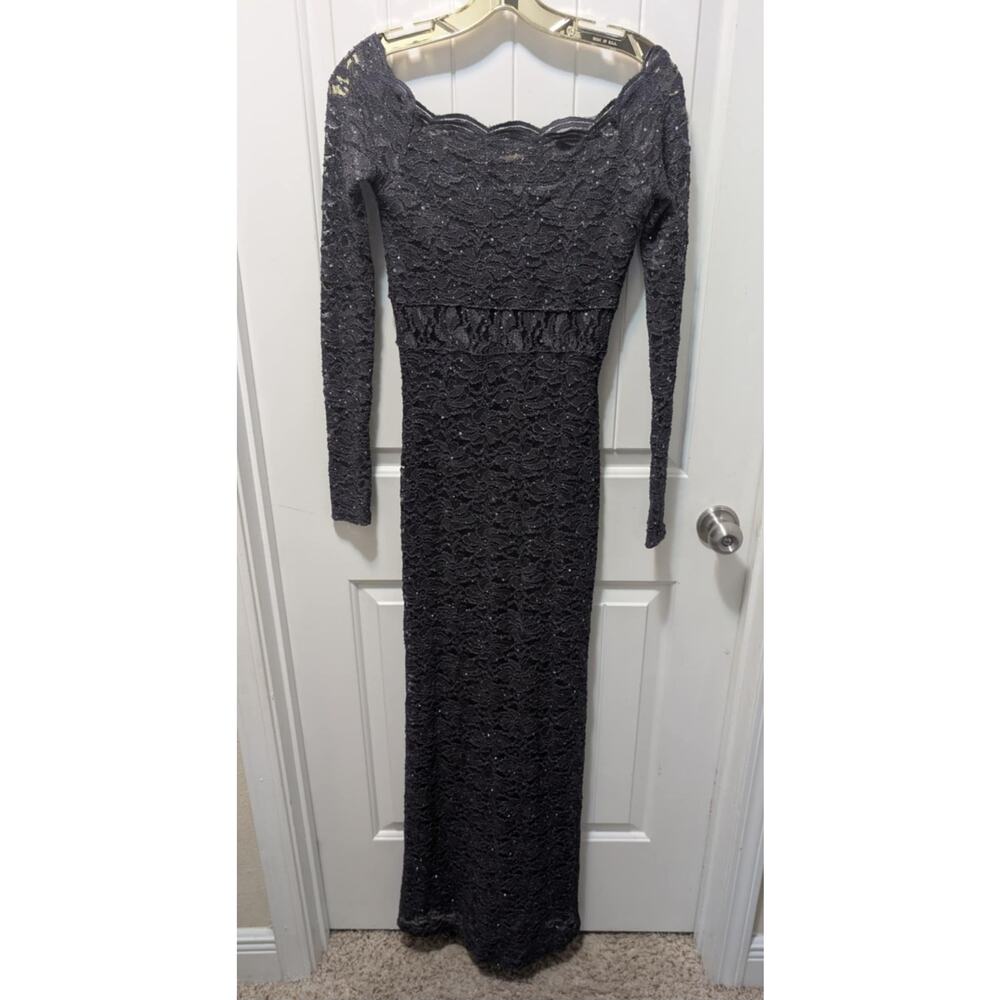 JUMP Apparel Size 1/2 Long Sleeve Gray Metallic Bodycon Lace Formal Dress
